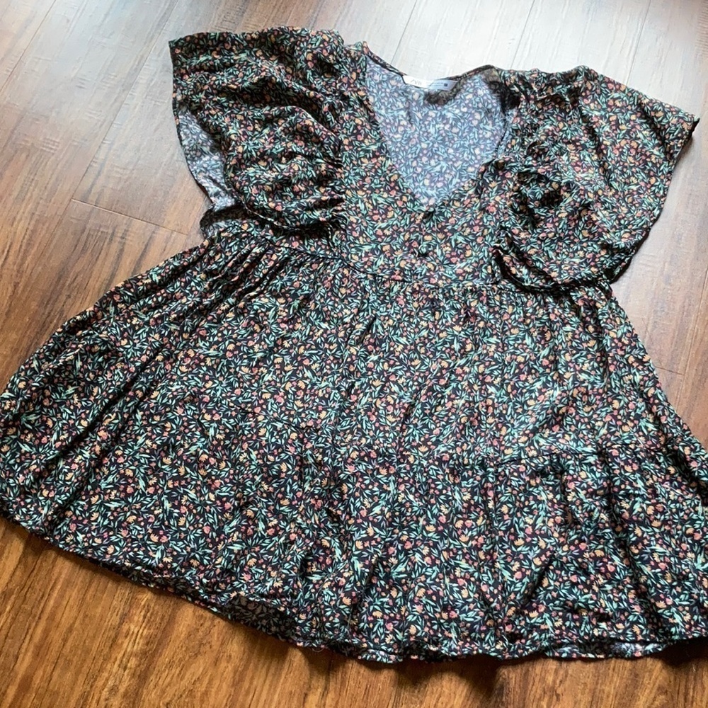Zara‎ floral tunic size medium
